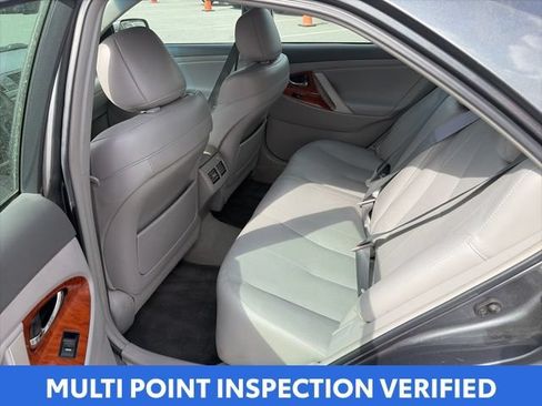 Used 2011 Toyota Camry XLE w/ XLE Extra-Value Pkg #2 FWD image 11