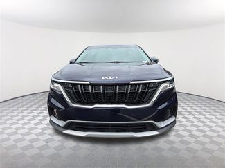 Used 2023 Kia Carnival LX video 2