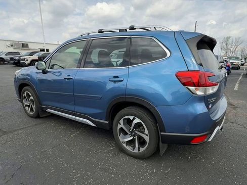 Used 2023 Subaru Forester Touring image 6