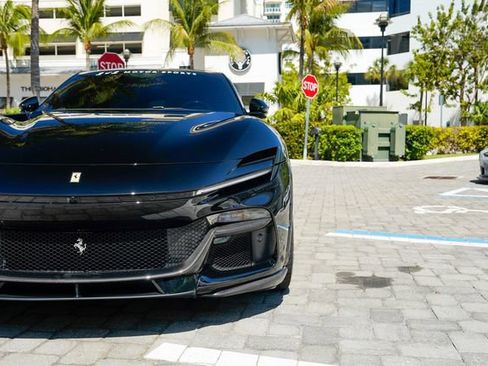 Used 2024 Ferrari Purosangue AWD/4WD image 8