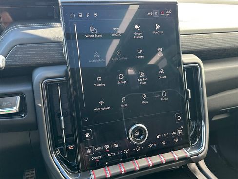 Used 2025 GMC Yukon XL AT4 Ultimate image 30