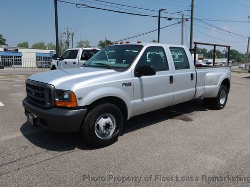 Used 1999 Ford F350 2WD Crew Cab DRW Super Duty image 39