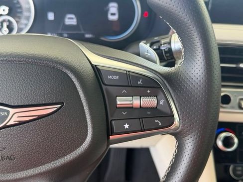 Used 2026 Genesis G70 2.5T RWD image 19