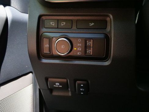 Used 2024 Ford F250 Lariat w/ Sport Appearance Package AWD/4WD image 21