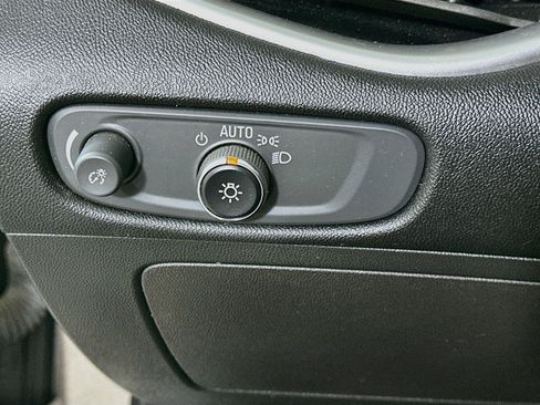 Used 2022 Chevrolet Malibu RS FWD image 17