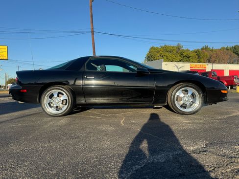 Used 1994 Chevrolet Camaro Z28 image 11