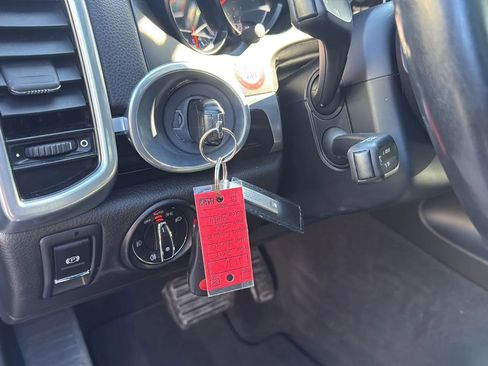 Used 2017 Porsche Cayenne image 26