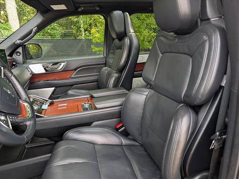 Used 2024 Lincoln Navigator L Reserve AWD/4WD image 34