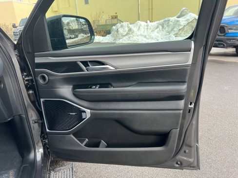 New 2026 Jeep Grand Wagoneer Limited image 10