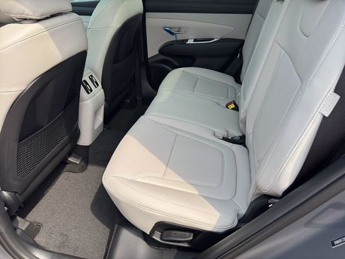 New 2025 Hyundai Tucson Limited AWD/4WD image 16