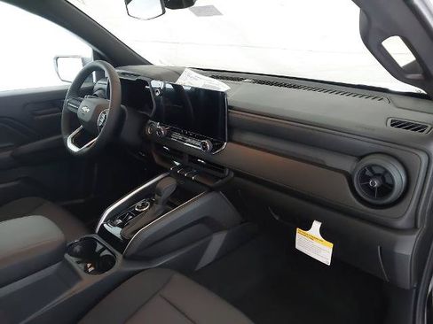 New 2026 Chevrolet Colorado W/T w/ WT Custom Package AWD/4WD image 29