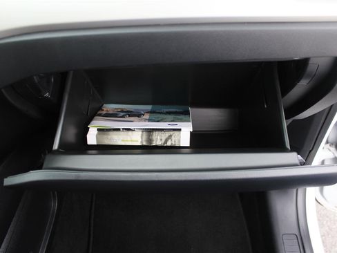 Used 2022 Ford Escape SE image 45