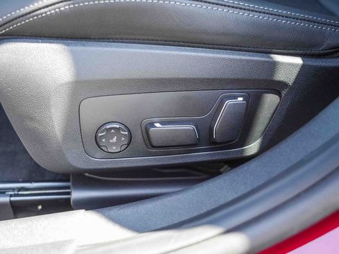Used 2025 BMW M340i Sedan RWD image 22