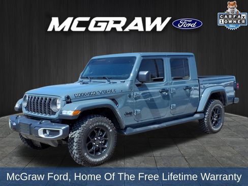 Used 2025 Jeep Gladiator Sport AWD/4WD image 1