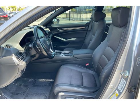 Used 2020 Honda Accord Sport image 10
