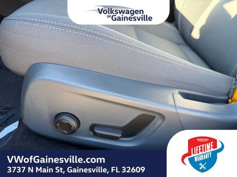 Used 2023 Polestar Polestar 2 Long Range Dual Motor w/ Pilot Pack image 18