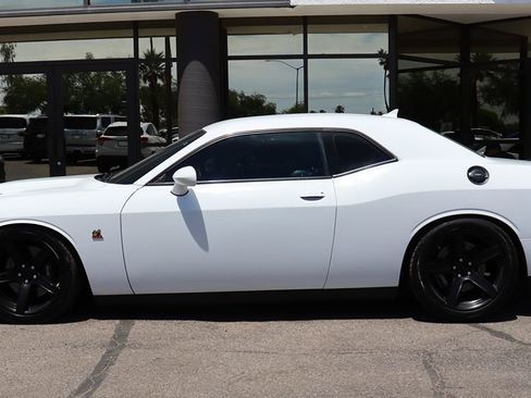 Used 2019 Dodge Challenger R/T Scat Pack w/ Plus Package RWD image 8