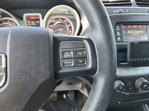 Used 2019 Dodge Journey SE FWD image 23