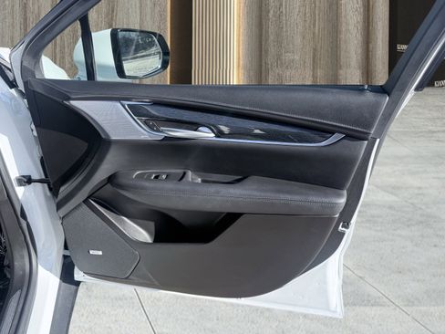 Used 2024 Cadillac XT5 Premium Luxury image 60