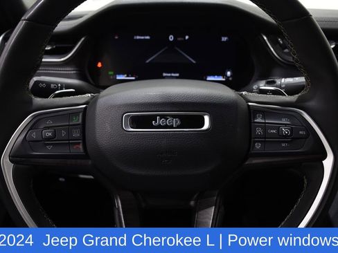 Used 2024 Jeep Grand Cherokee L Limited w/ Luxury Tech Group II image 11