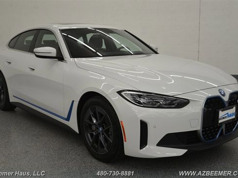 Used 2022 BMW i4 eDrive40 image 7