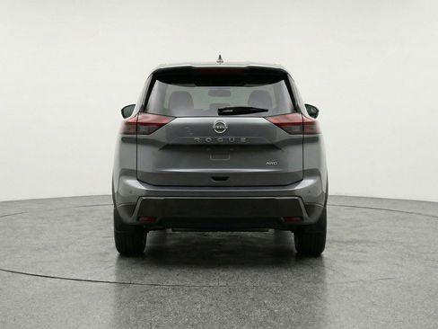 Used 2025 Nissan Rogue SV AWD/4WD image 7