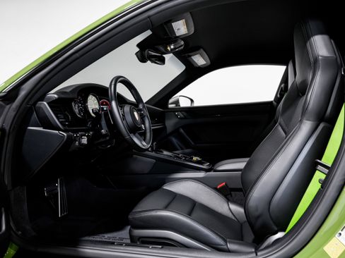 Used 2024 Porsche 911 Carrera T image 19