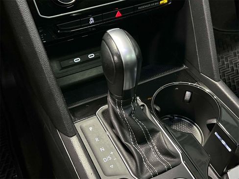 Used 2023 Volkswagen Atlas SEL image 32