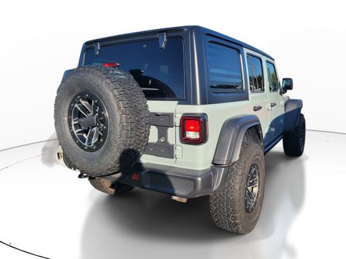 Used 2024 Jeep Wrangler Unlimited Sport AWD/4WD image 4