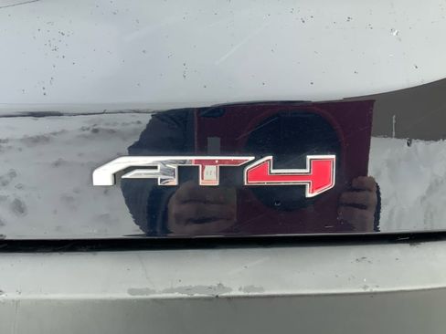 Used 2021 GMC Acadia AT4 image 23