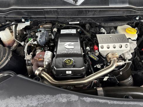 Used 2022 RAM 2500 Limited w/ Night Edition AWD/4WD image 38