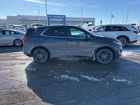 Used 2021 Chevrolet Equinox LT image 4