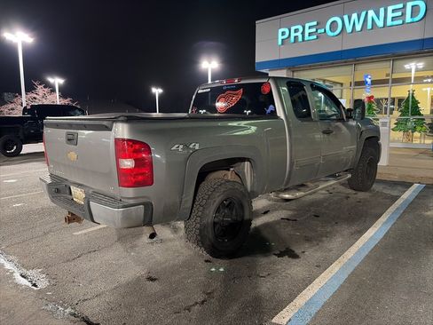 Used 2009 Chevrolet Silverado 1500 LT w/ All Star Package image 9