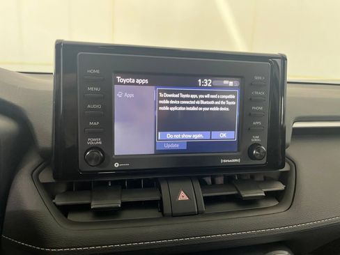 Used 2022 Toyota RAV4 LE AWD/4WD image 68
