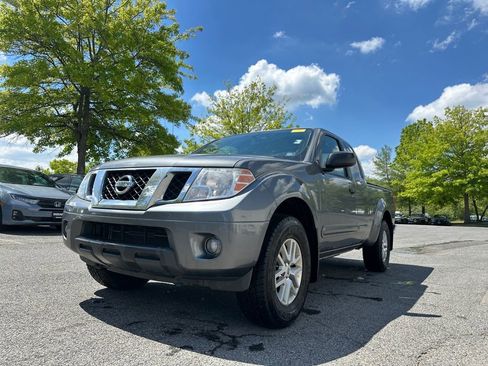 Used 2017 Nissan Frontier SV w/ SV Value Truck Package AWD/4WD image 32