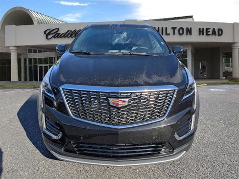 Certified 2025 Cadillac XT5 Premium Luxury image 9