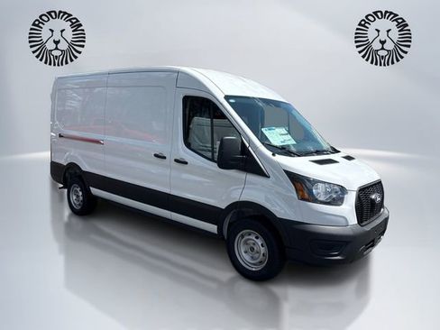 New 2026 Ford Transit 250 148 Medium Roof RWD image 3