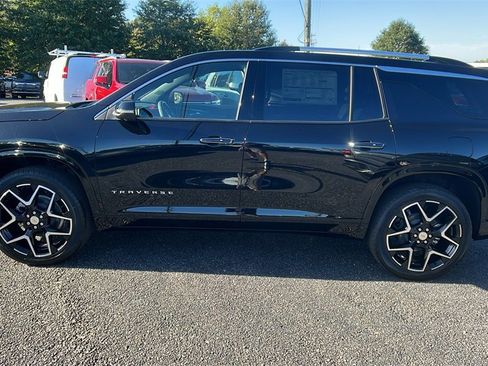 New 2026 Chevrolet Traverse High Country image 8