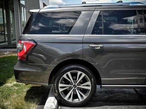 Used 2021 Ford Expedition Platinum image 5