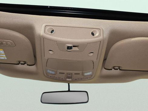 Used 2016 Ford F150 Lariat image 19