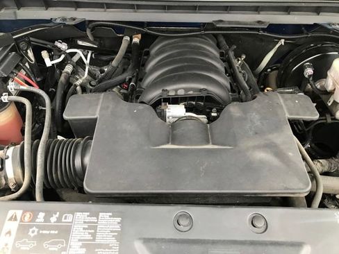 Used 2019 Chevrolet Silverado 1500 LT w/ All Star Edition image 21