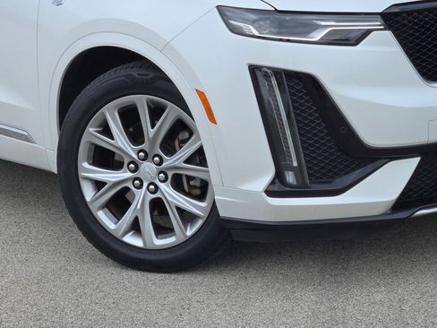 Used 2020 Cadillac XT6 Sport AWD/4WD image 3