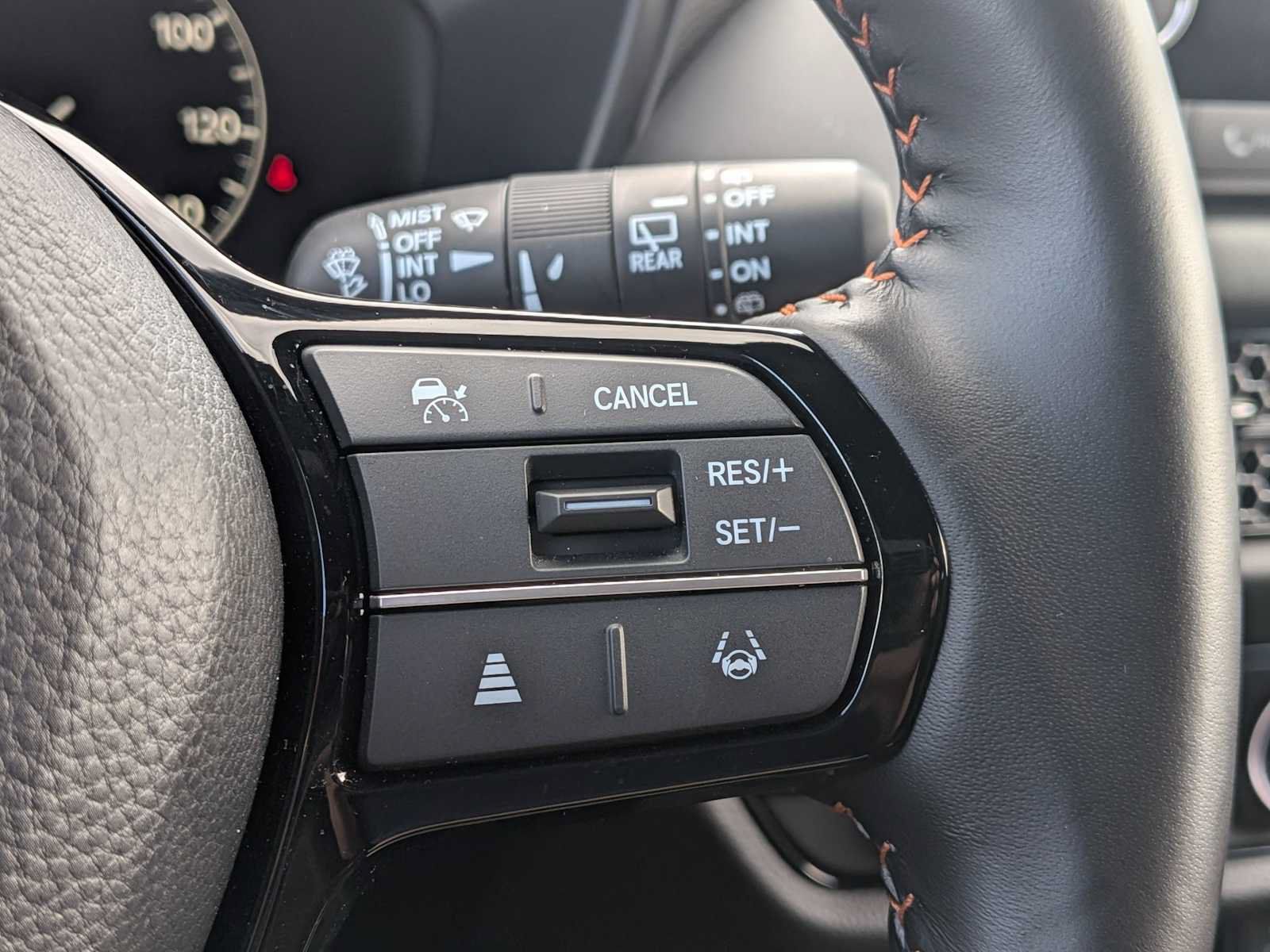 Certified 2025 Honda HR-V Sport image 23