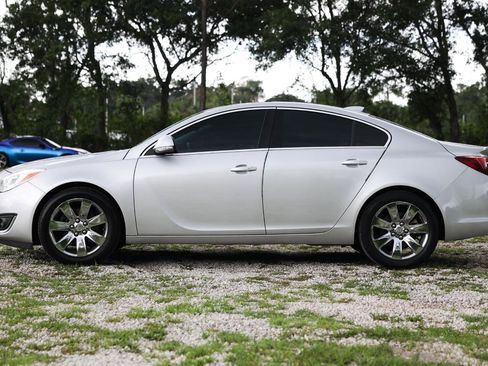 Used 2016 Buick Regal Premium w/ Driver Confidence Package #1 FWD image 3