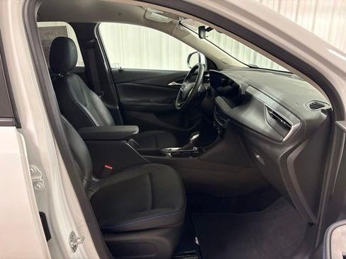 Used 2025 Buick Encore GX Sport Touring w/ Comfort Package AWD/4WD image 23