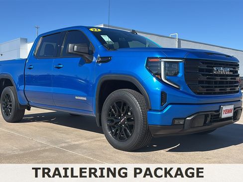 Used 2022 GMC Sierra 1500 Elevation image 2