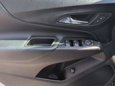 Used 2019 Chevrolet Equinox LT w/ Driver Convenience Package FWD image 24