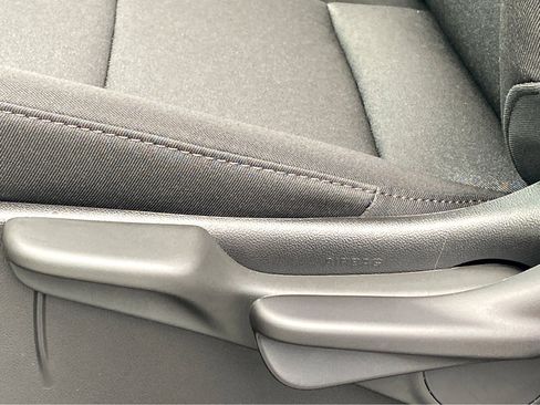 New 2025 Chevrolet Colorado W/T image 20