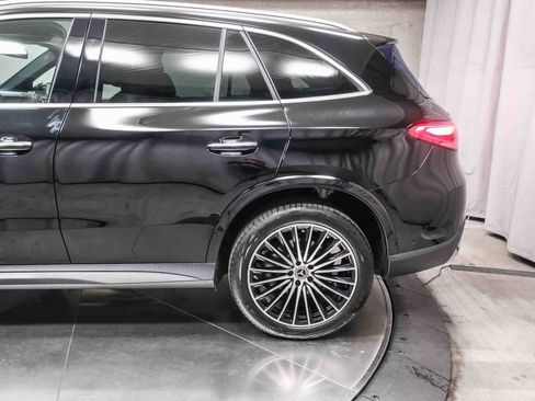 Used 2023 Mercedes-Benz GLC 300 image 8