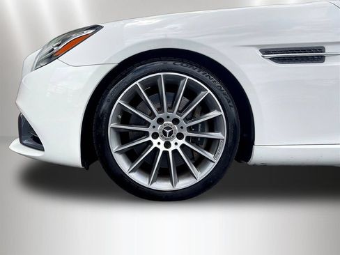 Used 2020 Mercedes-Benz SLC 300 image 29